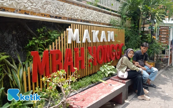 Thumbnail Berita - Makam Mbah Honggo Jadi Magnet Baru di Kayutangan Heritage Malang