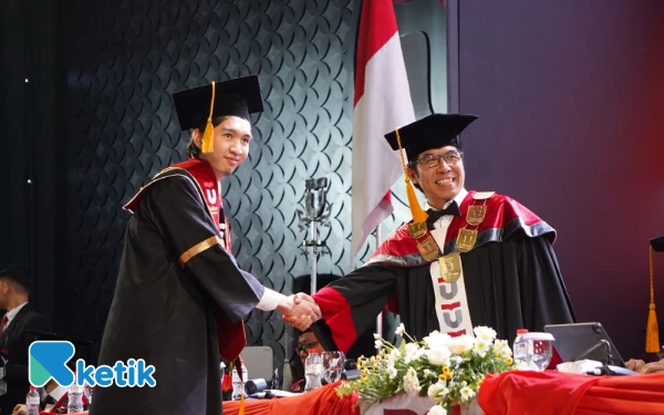 Thumbnail Berita - Cetak 4.662 Wisudawan, Rektor Tel-U: Hasilkan Karya Monumental, Raih Reputasi Maksimal