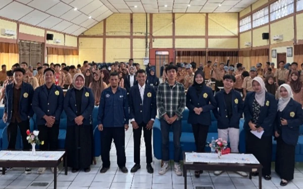 Thumbnail Berita - Sosialisasi Anti-Bullying, Mahasiswa Akuntansi UTM Dorong Respect Culture di SMKN 2 Bangkalan, Wujudkan Sekolah Harmonis.