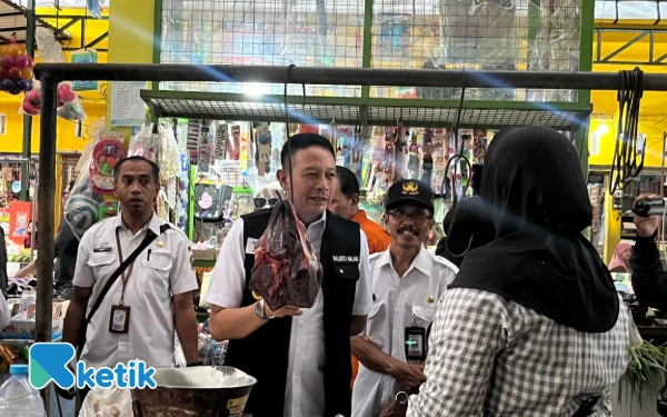 Thumbnail Berita - Harga Bahan Pokok Naik Jelang Nataru, Wali Kota Malang Gercep Sidak Pasar dan Distributor