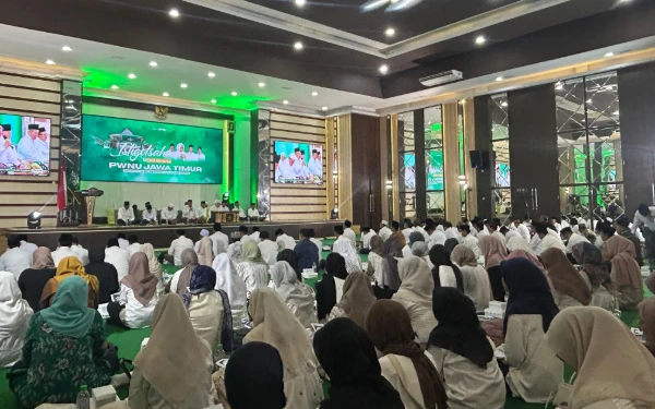 Thumbnail Berita - 91 Ribu Nahdliyyin Hadiri Istighotsah Akbar PWNU Jatim, Doa Bersama Demi Keselamatan Bangsa dari Bencana