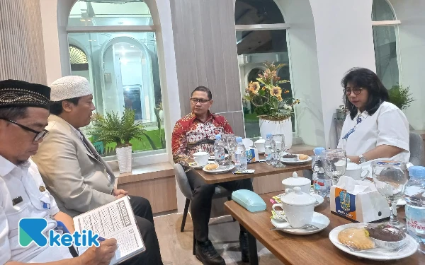 Thumbnail Berita - AGEI Jatim Mantapkan Sinergi dengan Dinas Pendidikan, Dorong Penguatan Guru Ekonomi Menuju Indonesia Emas 2045