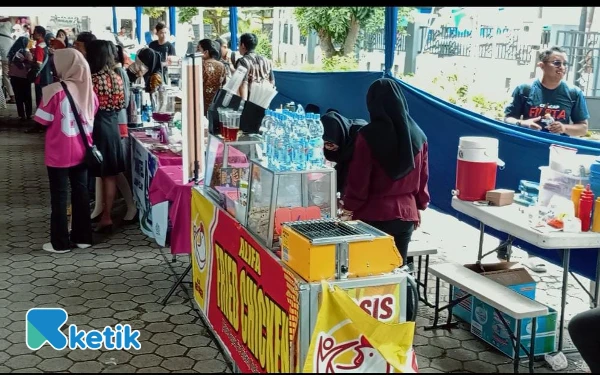 Thumbnail Berita - Tingkatkan Perekonomian dan Sambut Hari Ibu, UMKM Keren Cilacap Gelar Festival Kuliner