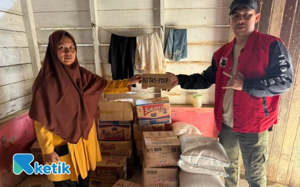 Thumbnail Berita - KITAS PDI Perjuangan Salurkan Bantuan untuk 500 KK Korban Banjir Aceh Tamiang