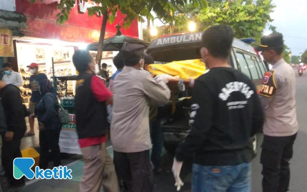 Thumbnail Berita - Tidak Terlihat 3 Hari, Lansia di Kota Madiun Ditemukan Tewas di Kamar Kos