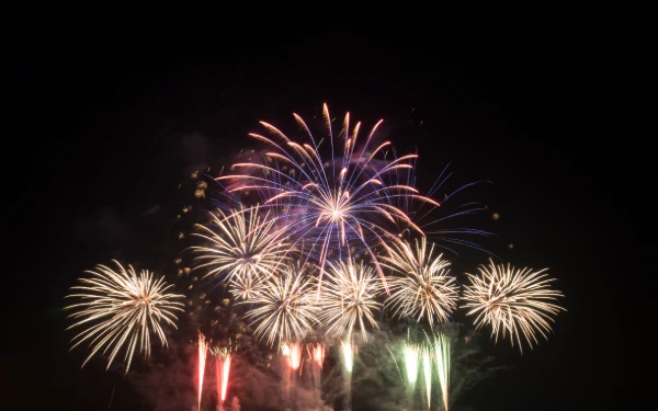 Thumbnail Berita - ‘New Year, New Me’: Tradisi Harapan yang Selalu Kembali Setiap Akhir Tahun