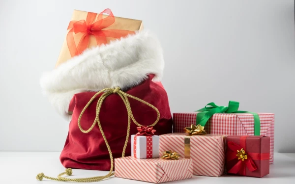 Thumbnail Berita - Dari Jepang hingga Kolombia: 5 Tradisi Natal Unik di Berbagai Negara