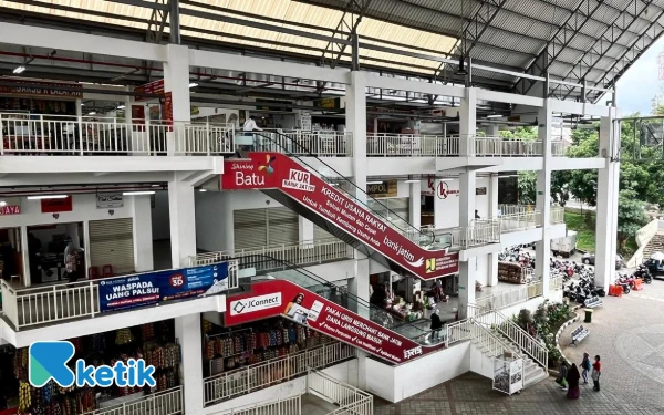 Thumbnail Pasar Induk Among Tani Kota Batu yang telah dilengkapi sarana prasarana nyaman. (Foto: Lutf/Ketik.com)