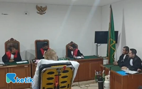 Thumbnail Berita - Belum Terima Salinan Berkas Perkara, Pembacaan Eksepsi Haji Halim Ditunda