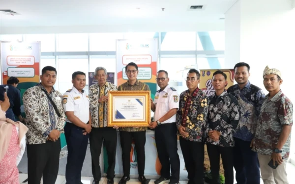 Thumbnail Berita - "Si Mas Ganteng" Tuban Raih Top Inovasi Pelayanan Informasi Publik Dari Brida Pemprov Jatim