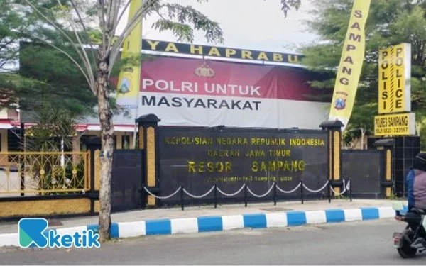 Thumbnail Berita - Pelaku Pengeroyokan di SPBU Tak Kunjung Ditangkap, Pemuda dan Mahasiswa Ancam Demo Polres Sampang