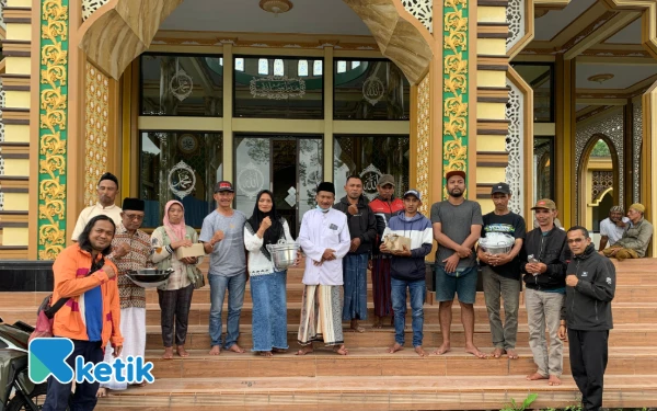 Thumbnail Berita - Haru! Desa Ngadas Kembali Salurkan Bantuan Perabotan untuk Korban Erupsi Semeru di Lumajang.