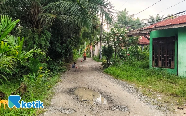 Thumbnail Berita - Proyek Aneh Rp650 Juta Dinas PUPR Labuhanbatu, 2 Titik Mangkrak dan Seponggol