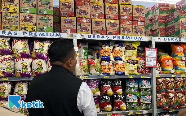 Thumbnail Berita - Aman! Stok Beras di Bulog Malang Selama Nataru Capai 59.000 Ton