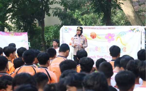 Thumbnail Berita - Police Goes To School Hadir di SMAN 1 Kota Mojokerto, Tanamkan Kesadaran Kamtibmas Sejak Dini