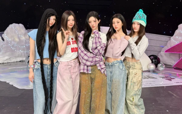 Thumbnail Berita - Tunjukkan Kepeduliannya Terhadap Generasi Muda, ILLIT Rilis Lagu 'To You Who Will Shine the Brightest'