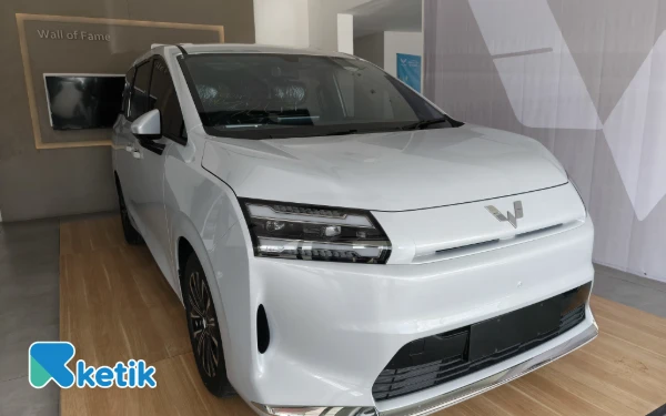 Thumbnail Berita - Tren Mobil Listrik Meningkat di Kediri, Wuling Perdana Hadirkan Darion Lewat Test Drive Event