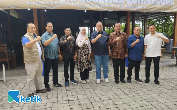 Thumbnail Berita - Ketua Fraksi Partai Demokrat DPRD Jatim Gelar Agenda Ngobrol Fraksi di Bojonegoro, Ini yang Dibahas