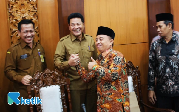 Thumbnail Berita - LP Maarif Mengadu ke Bupati Sidoarjo Subandi, Begini Akhir Kontroversi Bosda Berkeadilan