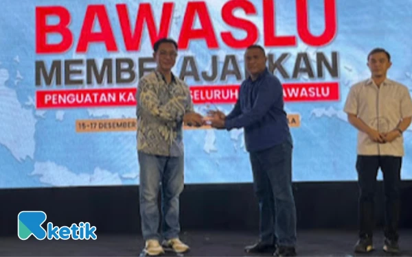 Thumbnail Berita - Rais Kahar Masuk Tiga Besar Nasional Bawaslu RI