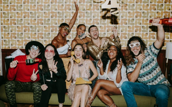 Thumbnail Berita - Ide Permainan Seru untuk Rayakan Tahun Baru bareng Teman, Dijamin Ngakak!