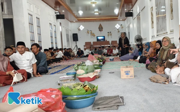 Thumbnail Berita - PPDI Gondang Gelar Tasyakuran dan Tahlil, Momentum Pererat Solidaritas serta Perjuangan Status NIAPD