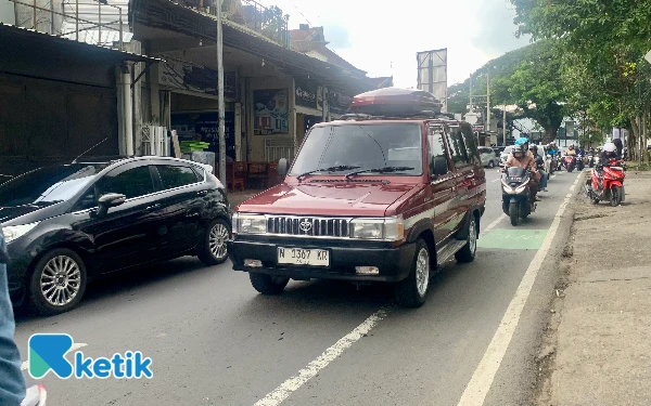 Thumbnail Berita - Awal Operasi Lilin Semeru di Kota Batu, Arus Lalu Lintas Masih Lengang