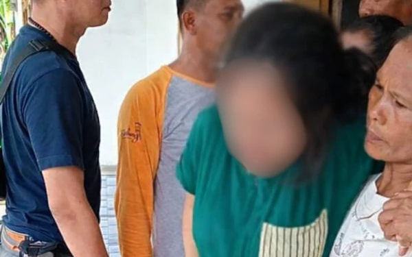 Thumbnail Berita - Kasus Bayi Dibuang di Jember, Polisi Ungkap Dugaan Pemaksaan Saat Kelahiran