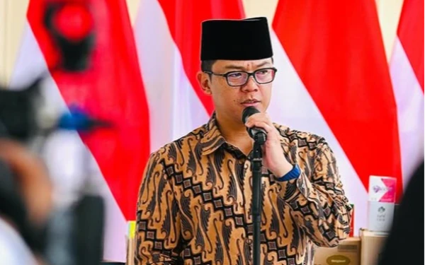 Thumbnail Berita - Menlu Sugiono Dikritik Terlalu “Pendiam”, Dibandingkan dengan Menkeu Purbaya