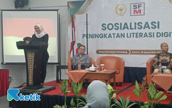 Thumbnail Berita - Anggota DPR RI Mbak Estu Dorong Warga Jombang Cerdas Bermedia Sosial