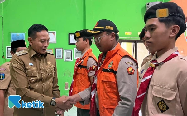 Thumbnail Berita - Aksi Nyata! 111 Anggota Pramuka Kota Malang Turun Jalan Amankan Nataru