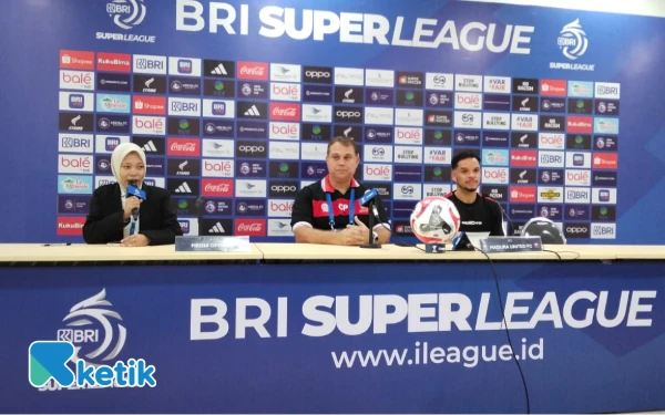 Thumbnail Berita - Curi Satu Poin di Kandang Arema FC, Madura United Puas