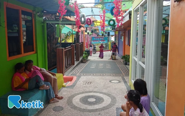 Thumbnail Berita - Kampung Warna-Warni Jodipan, Dari Kampung Kumuh Jadi Ikon Wisata Kota Malang