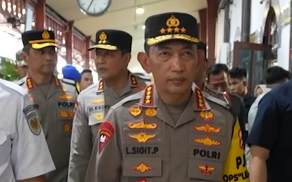 Thumbnail Berita - Kapolri Mutasi 31 Brigjen Pol dalam Rangka Penyegaran Organisasi