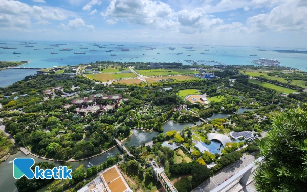 Thumbnail Berita - [FOTO] Liburan ke Singapura, Eksplor Rooptop Marina Bay Sands , Best View!