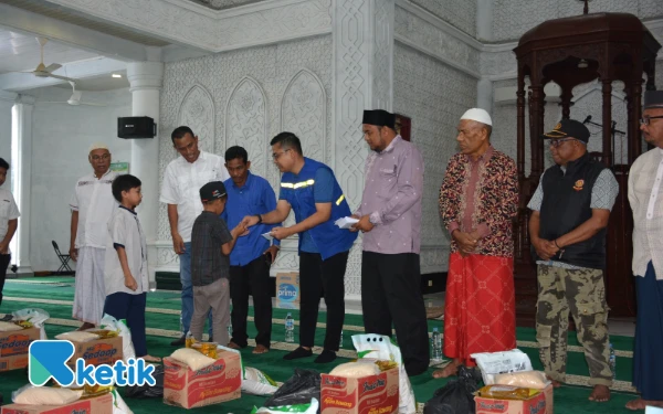 Thumbnail Berita - Wali Kota Langsa Salurkan Bantuan Bagi Anak Yatim Piatu