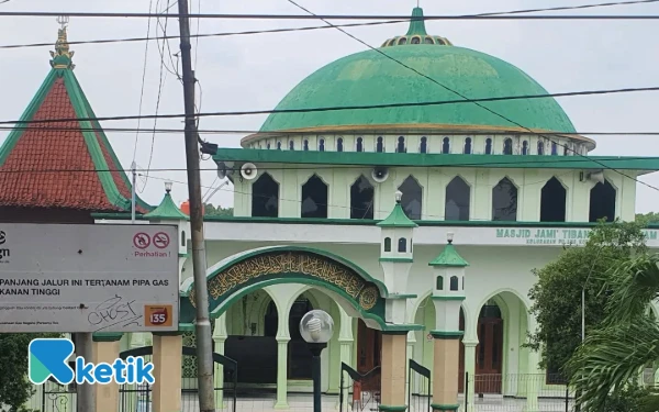 Thumbnail Berita - Masjid Tiban Babussalam Probolinggo, Antara Sejarah Lisan dan Ikhtiar Kesembuhan
