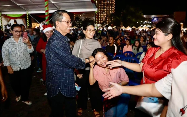 Thumbnail Berita - Wali Kota Batam Amsakar Hadiri Natal Oikumene, Ajak Jemaat Jaga Harmoni dan Toleransi