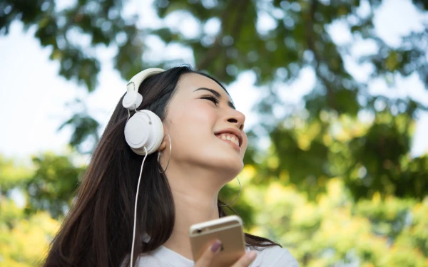 Thumbnail Berita - Dari Glenn Fredly hingga Iwan Fals, Inilah Ragam Makna Januari dalam Musik Indonesia