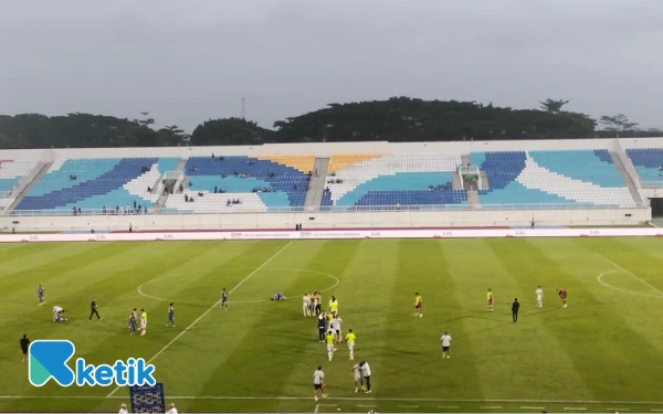 Thumbnail Berita - Dibekuk Persita Tangerang, Arema FC Lanjutkan Tren Buruk di Kandang