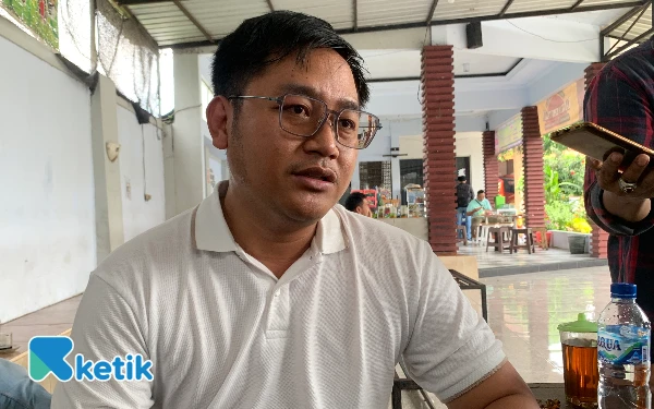 Thumbnail Berita - Warga Protes Bau Menyengat, CV Bumi Indah Hentikan Sementara Pengolahan Limbah Peternakan Ayam