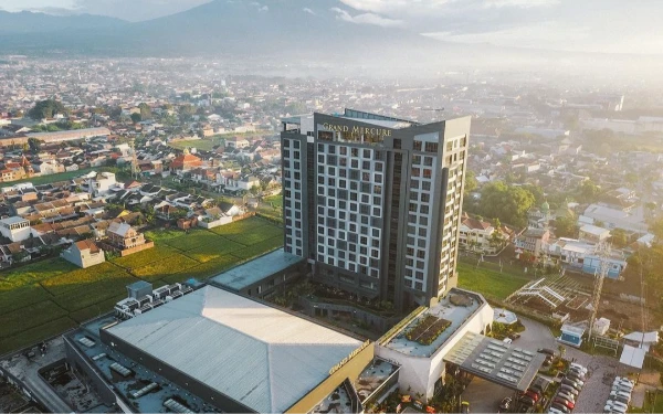 Thumbnail Berita - Pilihan Menginap Praktis, Dua Hotel Modern Hadir Tak Jauh dari Terminal Arjosari Malang