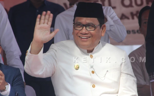 Thumbnail Berita - Wakil Bupati Lebak Amir Hamzah Ajak Masyarakat Menata Makna Cinta di Awal Tahun 2026