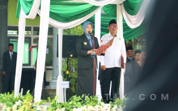 Thumbnail Berita - Wabup Bojonegoro Jadi Inspektur Upacara Peringatan HAB Ke-80 Kemenag