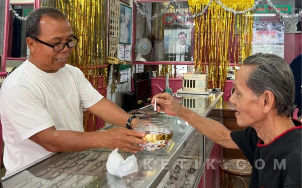 Thumbnail Berita - Tiga Dekade Menjaga Kepercayaan, Kacamata Sriwijaya Tetap Jadi Pilihan Warga Palembang