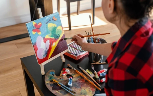 Thumbnail Berita - Sering Lelah dengan Rutinitas? Coba 5 Hobi Ini untuk Jaga Kesehatan Mental