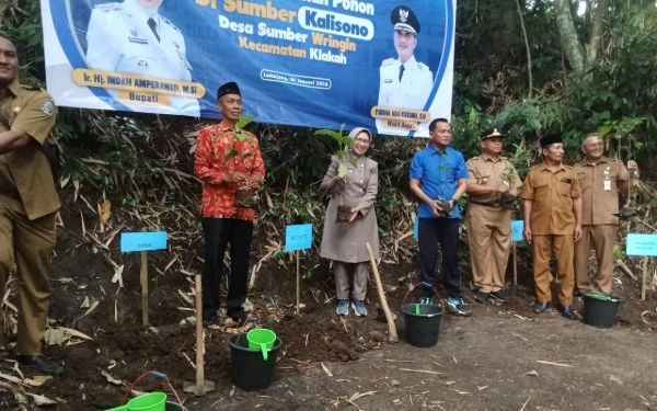 Thumbnail Berita - Bupati Lumajang: Teruslah Menamam untuk Pertahankan Mata Air