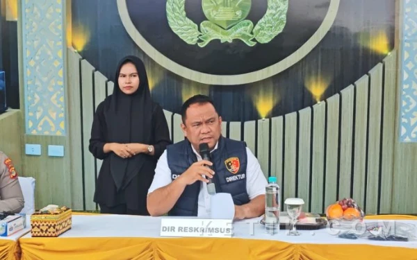 Thumbnail Berita - Tiga Tersangka Penyelewengan Pupuk Bersubsidi di Lampung Ditangkap, Kerugian Negara Capai Ratusan Juta