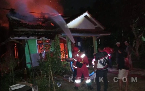 Obat Nyamuk Bakar Sebabkan 2 Rumah di Cilacap Terbakar, Satu Lansia Tewas