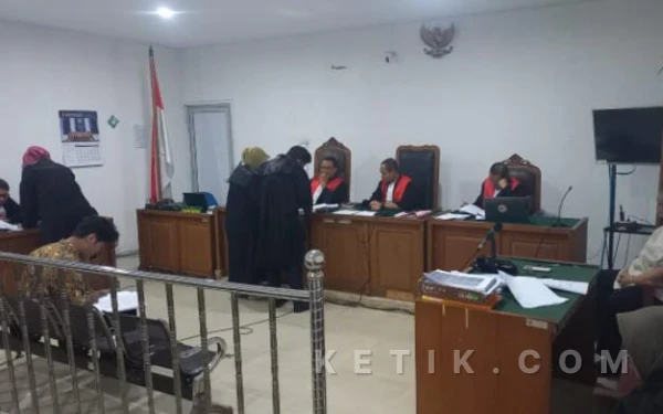 Thumbnail Berita - Hitung Ulang di Ruang Sidang, Ahli Kejati Paparkan Kerugian Rp74 Miliar Proyek LRT Palembang